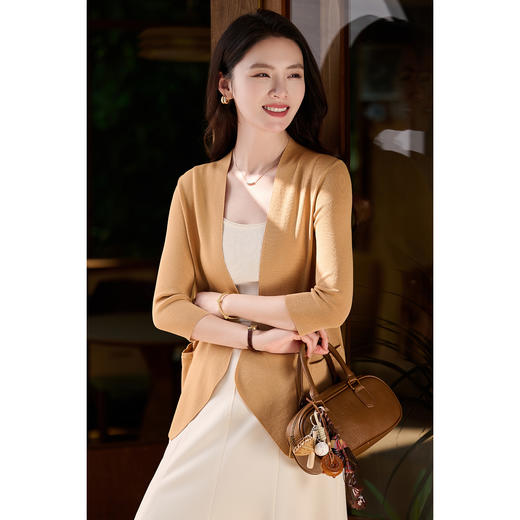 “呼吸感”云南木纤维开衫 七分袖百搭空调衫 透气舒适 亲肤吸湿 米思阳2026春季新款气质温柔舒适柔软针织开衫百搭纯色薄外套1158 商品图0