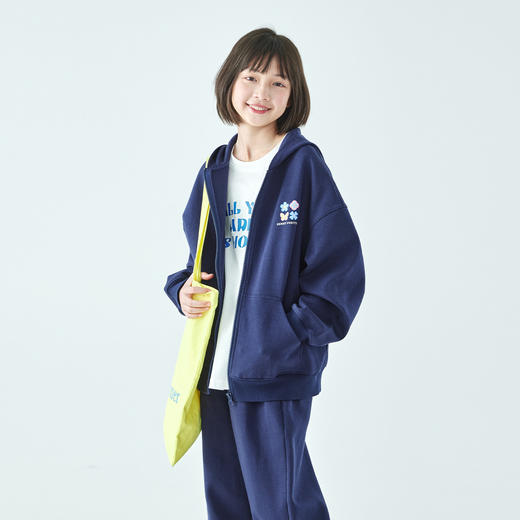 藏青色上衣预售3.21发 棵初2026年春季新款亲子中大女童撞色印花休闲开衫式卫衣卫裤套装 商品图3