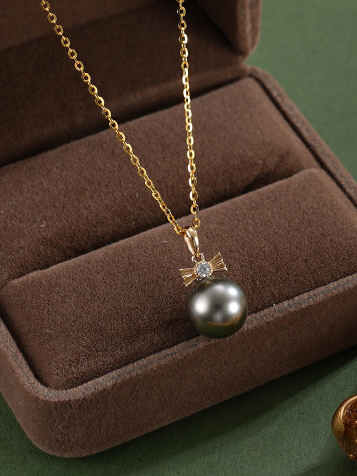 子佩集【夜魅精灵】G18K珍珠惜王妃吊坠【KP25115】9mm珠海水珠黑（不含链）2601 商品图3