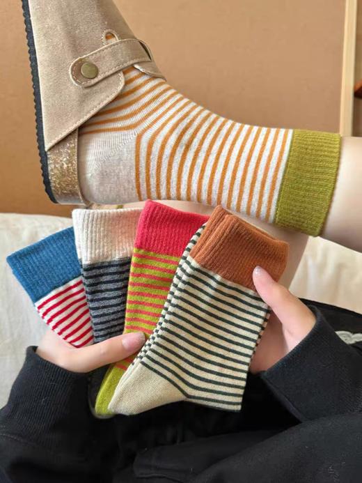 <曾小咸推荐> 撞色袜口拼接条纹袜 日常79/5双 活动价49.99/5双！！【预售款，预计3-15天发货】 商品图0