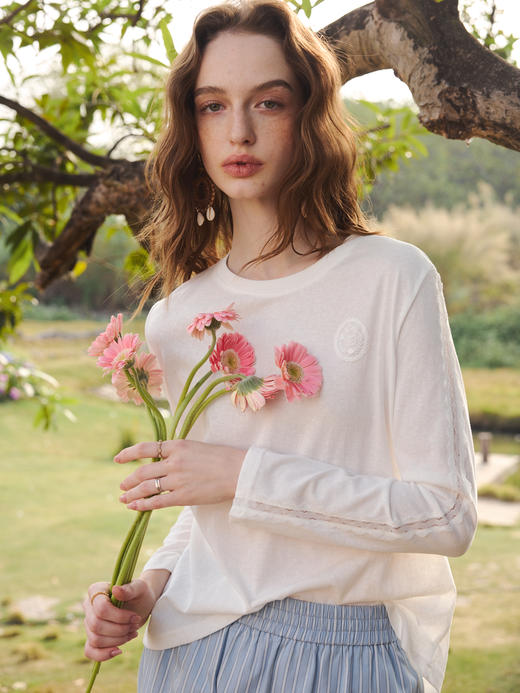 OLrain欧芮儿2026春米白色简约慵懒休闲长袖T恤圆领上衣女 商品图4