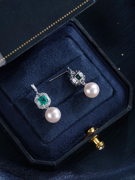 子佩集【碧落成诗】银S925珍珠惜王妃耳钉【EM3061-1-XF】8.5mm珠绿方块2601 商品图4