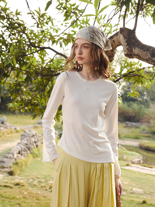 OLrain欧芮儿2026春白色简约宽松慵懒长袖T恤圆领上衣女针织 商品图3