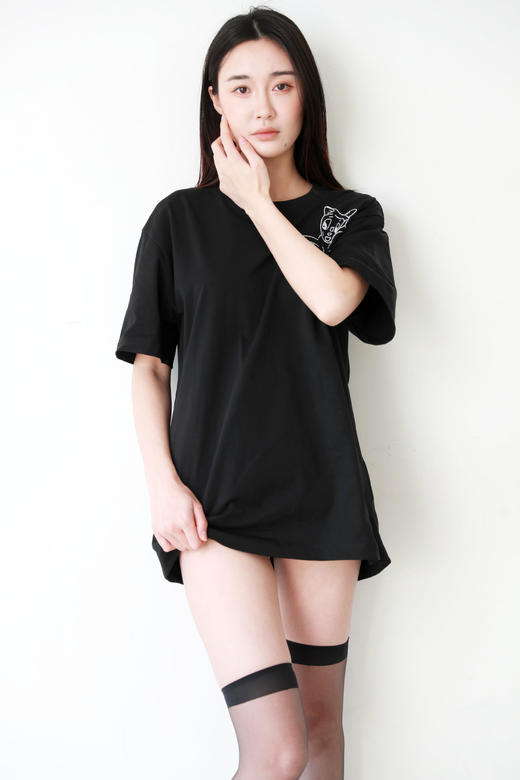 卡通刺绣tee，慵懒的氛围感。基础设计圆领宽松纯棉半袖儿E011558 商品图10