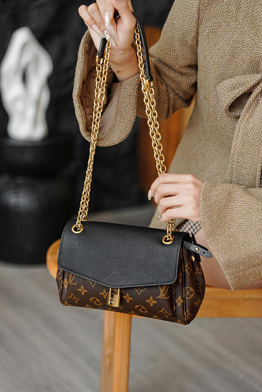 驴家 Sac Saint-Germain BB手袋  黑色/红色 M26398 /M27067（JPH） 商品图6