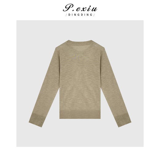 04-2潘依绣丁丁宠粉人丝极简高级感贝壳扣圆领针织开衫 ZZ0561 商品图2