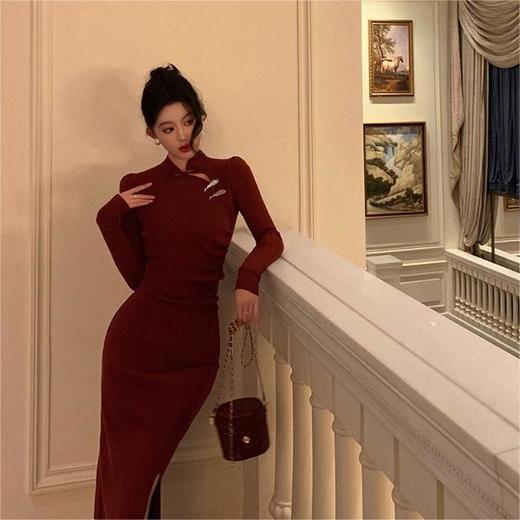 【优秀柔软面料❗️传统高级感】2026过年新年春节酒红色新中式国风盘扣立领连衣裙女秋冬感紧身新年战袍旗袍裙。jc 商品图3