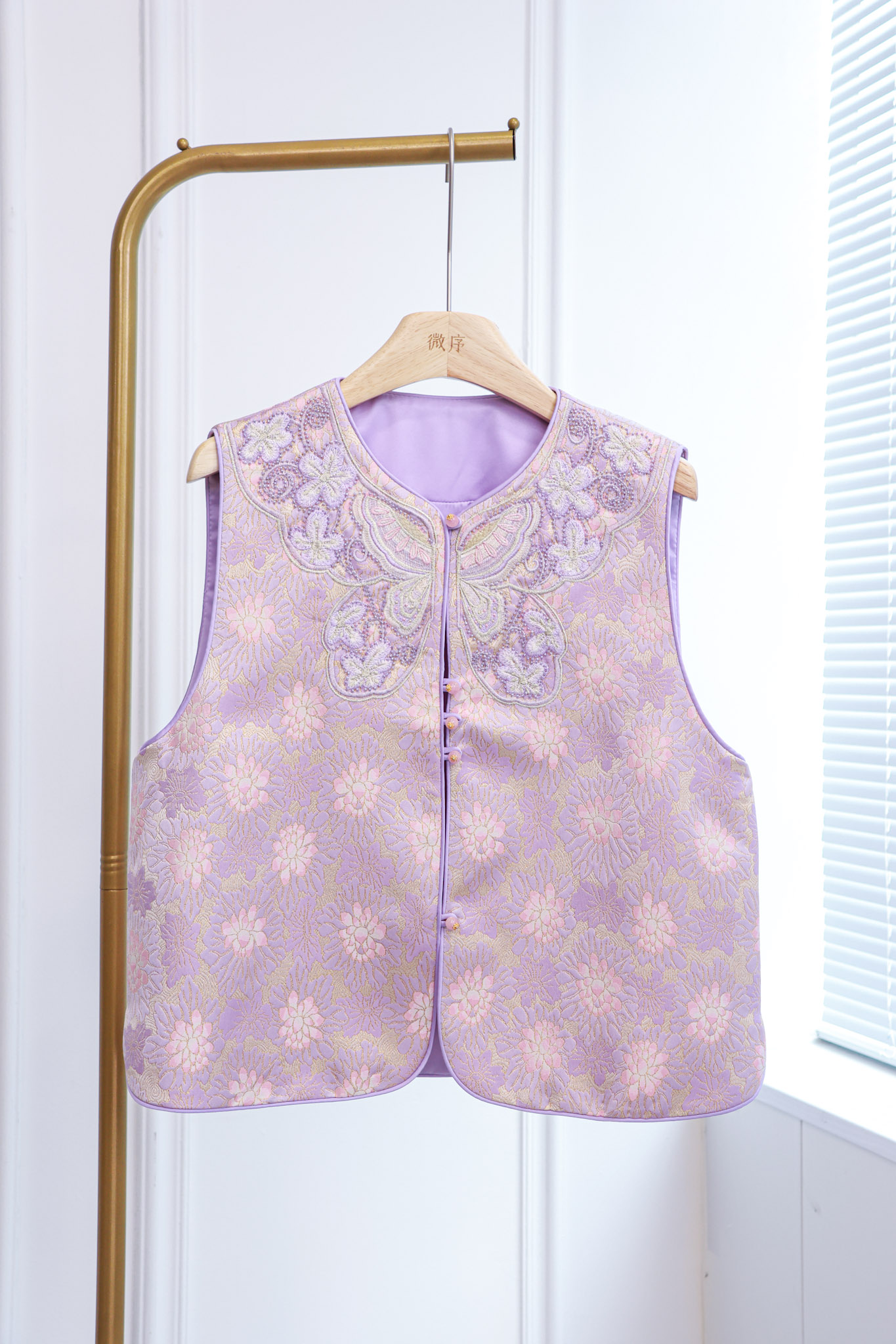 蝶溱|重工刺绣提花中式马甲