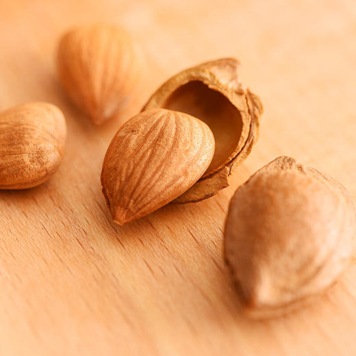 【抱元宝 迎财神】姚生记新货八方来财/平安喜乐坚果礼盒  恋上西湖/杭州山核桃仁礼盒  粒粒精心挑选  壳薄易剥  口味醇香  送礼佳品 商品图10