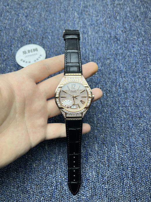 伯爵POLO满天星系列 枕型壳 男士腕表 商品图0