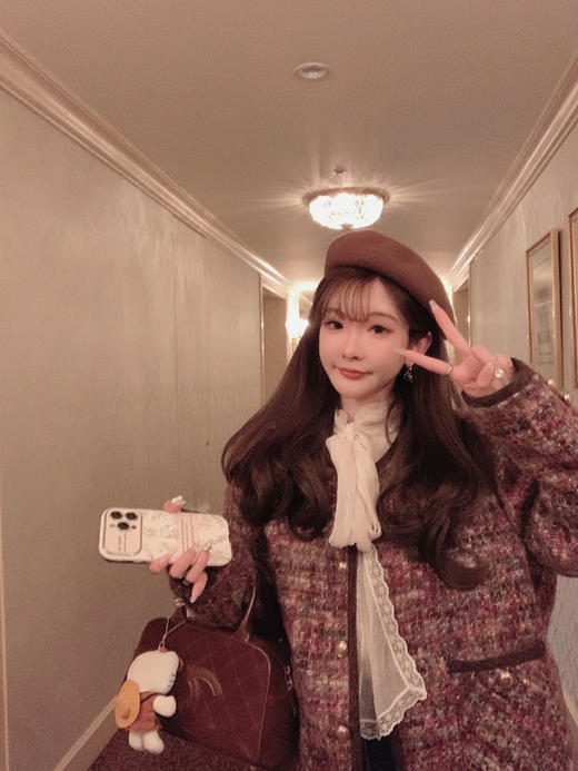 特价 M码 金蘑菇菇 月亮与玫瑰 香香羽绒系列/ 矜贵少女外套 商品图0