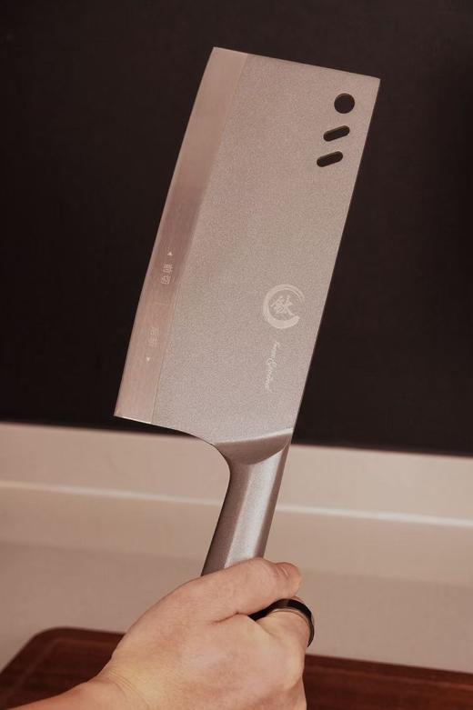刀中爱马仕💥把千元钛材塞进二位数刀身，真硬核厨刀来了🤜🏻【Trees&wind星钛斩切刀】亨饪更加高效便捷 🔥39.9 到手钛刀+削皮刀 商品图2