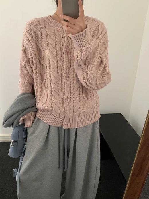 r*r 逗号祝绪丹同款刺绣麻花针织毛衣开衫 商品图1