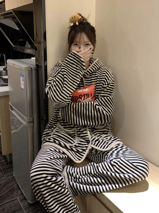 条纹家居服 商品图5