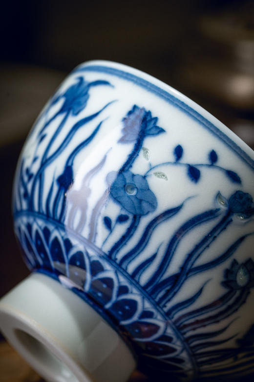 国贸店新年专享【柴窑鱼藻纹高足杯】 商品图1