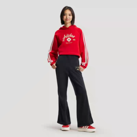 【春上新】【新品上新】7楼Adidas阿迪达斯新年款女子运动休闲连帽套头衫卫衣KH2694 吊牌价：599