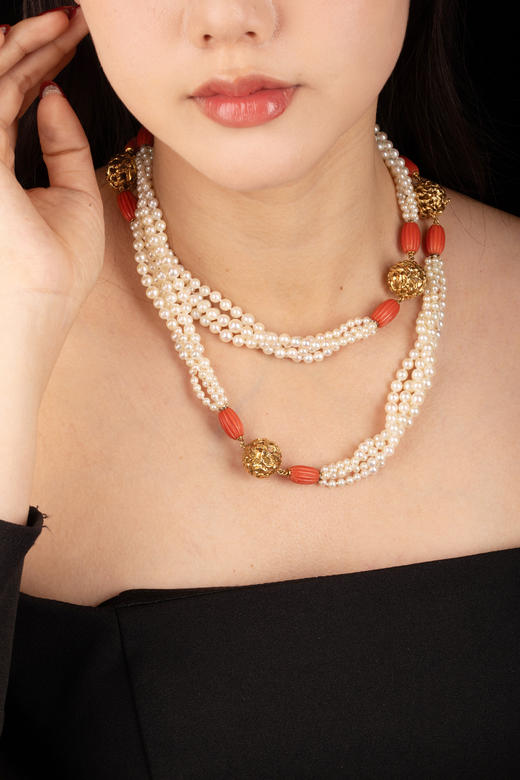 独角鹿西洋古董20世纪后期法国顶级珠宝品牌卡地亚出品球形18K黄金精雕镶嵌多股式珍珠及珊瑚项链 商品图2