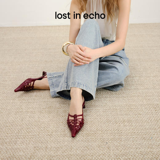 lost in echo2026春夏新款时髦摩登风尖头芭蕾绑带小猫跟高跟鞋女 商品图0