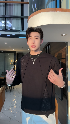 T5094SDSA男士秋冬新款痞帅男装潮牌褶皱花卉拼接圆领长袖T恤百搭宽松