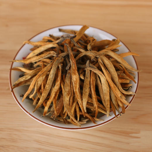 吉顺号礼品茶“马”上有礼凤庆滇红茶大金芽100克*2罐礼盒装 商品图3