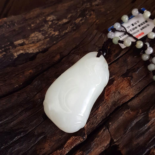 【天然正品】天然俄料一级白油润度佳福瓜造型和田玉（福气满满）吊坠项链55.7*29.4*18.1MM（皆取最大值）301225NJM10 商品图4