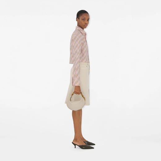 【一】BURBERRY 巴宝莉 女士 B 盾牌刺绣短款格纹棉质长袖衬衫 格子 8101126 C2143 商品图3