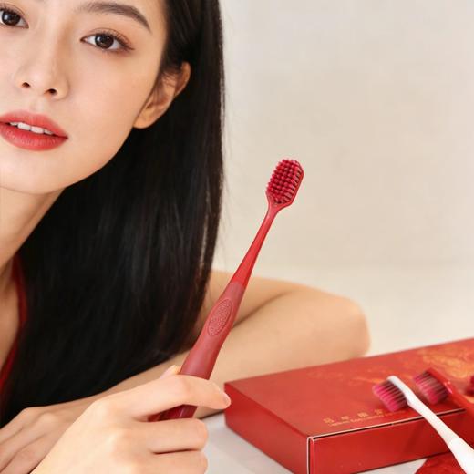 【超值2盒装】chocoikes 马年限定牙刷礼盒 8支*2盒 商品图3