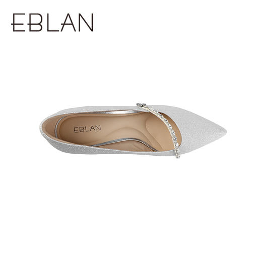 【上新】伊伴2026春季甜美闪钻饰扣尖头气场高跟鞋B26175107 商品图2