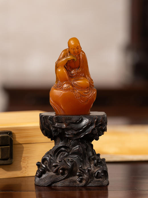 清	“周宝庭”款寿山石雕罗汉摆件 商品图2