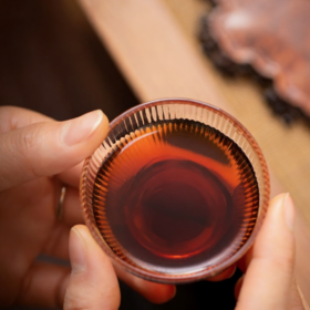 「万物元气」非遗老六堡茶专场 |“六堡茶制作技艺”的代表传承人徐小敏老师监制