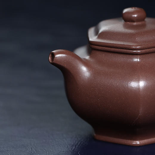 【青山特惠】 精品全手工紫泥六方掇只紫砂壶 220cc 周玉奇【大拍级陶手】 商品图3