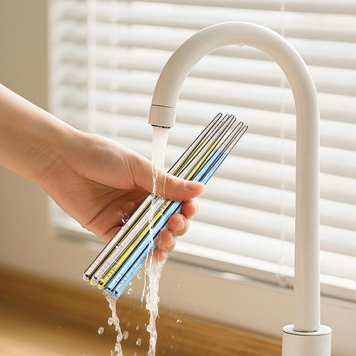 【春节预告：2月6-25日不发】任选2套减10【不易发霉 耐用防滑】钛金属纯钛筷子5双礼盒装 商品图4