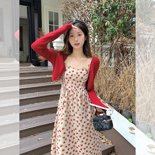 西遇韩版吊带连衣裙女2026春季温柔风别致灯芯绒碎花吊带裙两件套SS060097/SS060098 商品图0