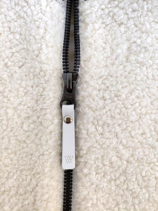 An家新款女士秋冬厚外套来啦！渠道高品质❗️继续大爆款！一如既往🇰🇷贸易公司出来的货！厚实！又轻又软！！！南方冬天内搭一件T 都可以穿！御寒指数满分！ 商品图4