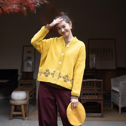 绽放073朵/纯羊毛添福提花开衫·100羊毛提花短款开衫毛衣外套女 商品图1