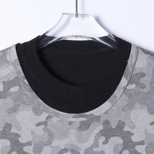 26004SDSA秋冬新款痞帅男装潮牌拼接迷彩设计假两件圆领长袖T恤百搭 商品图2