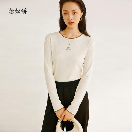 【商场同款】CNA5897 “高弹提花长袖针织衫” 舒适细腻好搭配 假两件领口设计轻巧细腻 商品图0