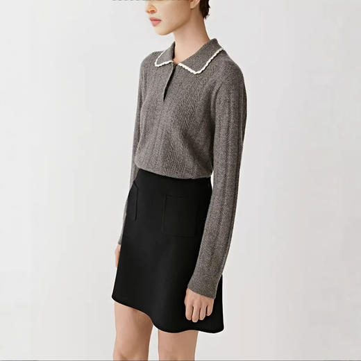【来点不一样的】可意会不可言传～轻奢贵货！柜3900+！2026格雷色肌理绞花撞色花边POLO领针织衫毛衣女款！ 商品图1