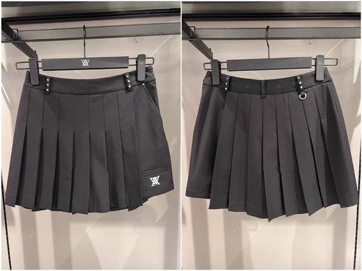 Anew家新款女士百褶裙裤来了！ZG爆款🔥，海量搭配图片，针织外套短袖体恤均可轻松组CP! 设计简练大气的中性路线，铆钉与褶皱的结合，不会过分女性化，混搭很有feel！ 商品图1