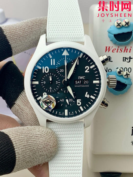 APS万国飞行员计时系列IW389105 “太浩湖特别版”陶瓷壳 白陶瓷 男士腕表 搭载APS定制Cal.69385一体全自动机械机芯 蓝宝石水晶镜面 表径44.5mm 商品图0