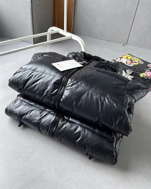 F011621欧阳娜娜同款新款经黑金羽绒服连帽男女情侣款 商品图4
