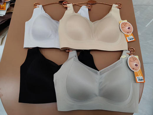 【适合大胸】峰度专柜正品在售  每个女孩纸都无法拒绝的Bra，真的巨好穿❗️  不是普通内衣，峰度专业养护内衣品牌！商场最新款 商品图7
