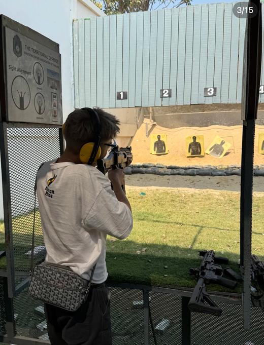 一店k 狗芽相机包毒有的高级感！低调小姐姐的樶--爱！复古老钱感 情侣同款 大胃王巨能装！出门旅游的好搭子 商品图5