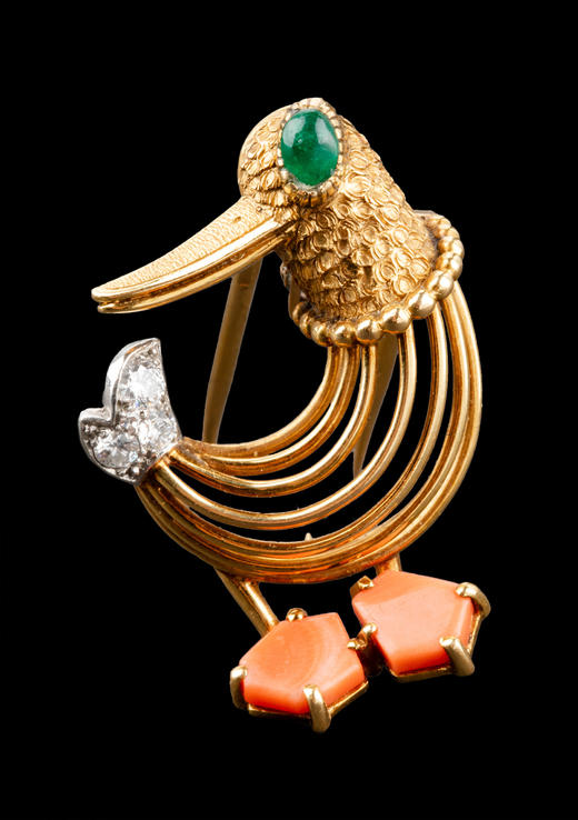 独角鹿西洋古董1960年代法国顶级珠宝品牌卡地亚出品小鸭造型18K黄金白金镶嵌珊瑚祖母绿及钻石胸针 商品图2