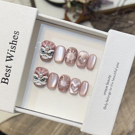 【吉祥寓意❗️福运加身】纯手工短款穿戴甲高级感猫眼美甲可爱龙角醒狮烟花猫眼可拆卸甲片。jc 商品图0
