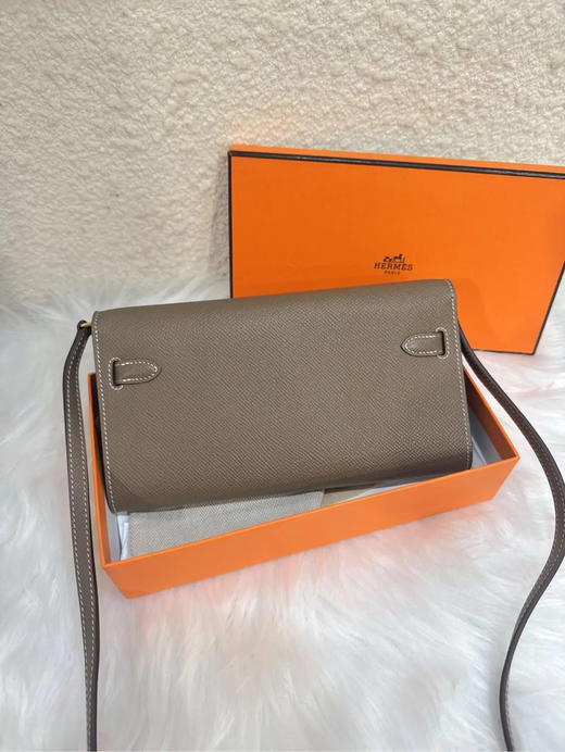 爱马仕 Kelly to go ep皮 大象灰 金扣 钱包 商品图1