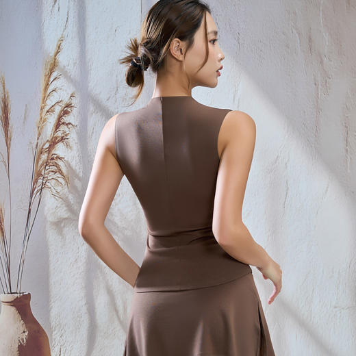 【限时秒】YOGACODE【火树银花系列】兰精莱赛尔无袖运动背心网球训练背心DWM116036 商品图2