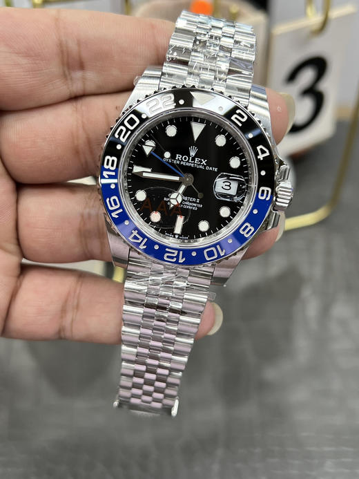 Vs国米圈『蓝黑圈➕格林尼治』巅峰复刻！VS 劳力士GMT格林尼治米兰圈震撼登场，在复刻腕表领域，细节与品质的较量永无止境。VS 全新力作——劳力士GMT格林尼治米兰圈，搭载丹东3285机芯❕❕❕ 商品图10