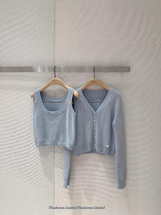 金蘑菇菇  早春开场白 100羊毛珍珠开衫 商品图11