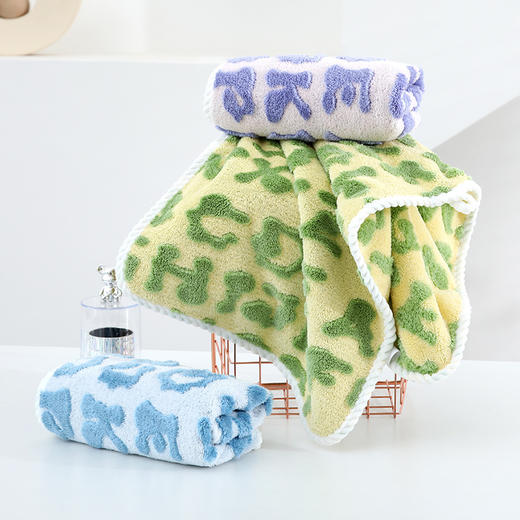 「柔软珊瑚绒」向峰珊瑚绒提花字母毛巾浴巾加大加厚款男女通用居家布艺柔软亲肤 商品图3